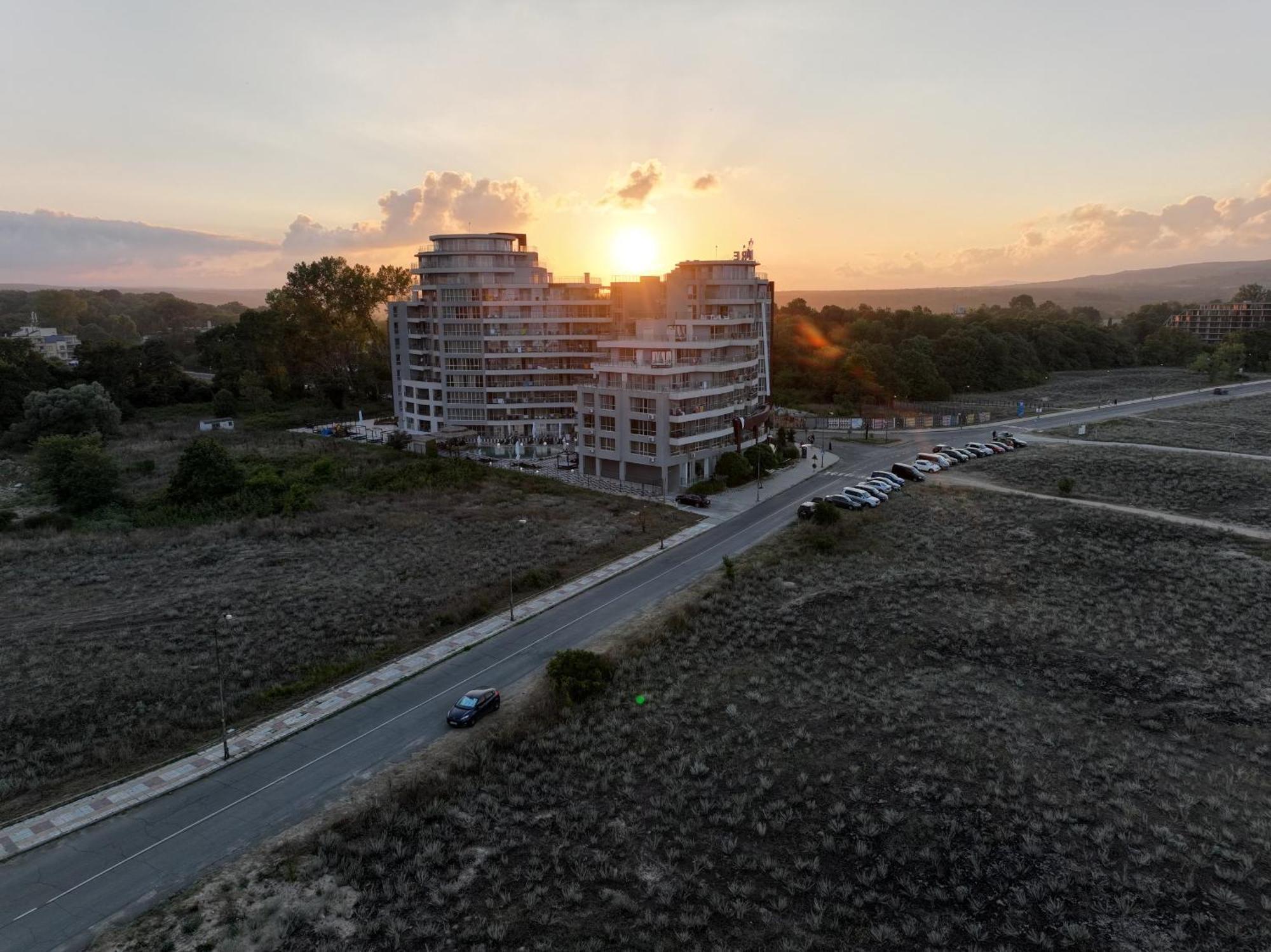 Allure Beach Resort Aparthotel Primorszko Kültér fotó