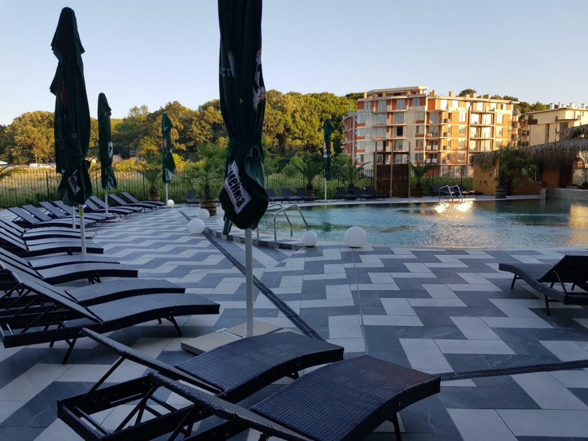 Allure Beach Resort Aparthotel Primorszko Kültér fotó